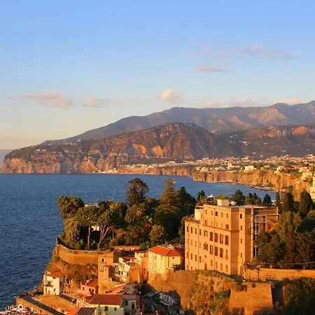 Maison Evita アパート *