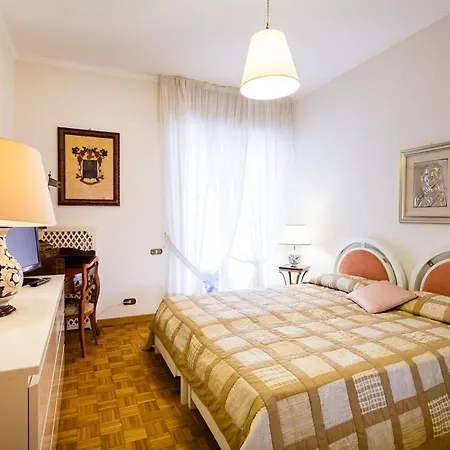 Apartment Maison Evita *