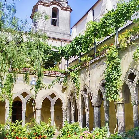 Maison Evita アパート ソレント